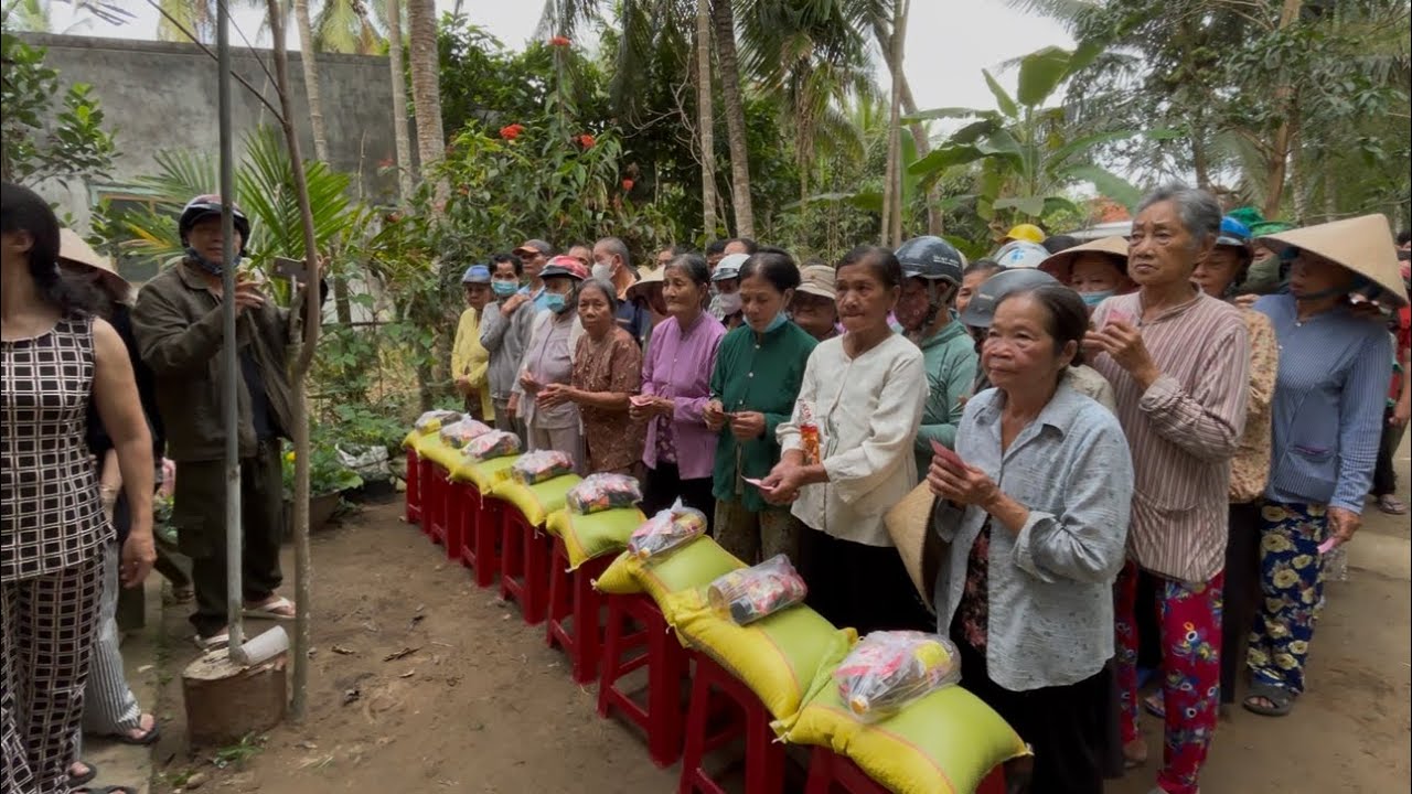Gia đình và Người thân ở Pháp,hỗ trợ đến Bà con khó khăn.Nhân dịp 49 ngày của Chị Mai