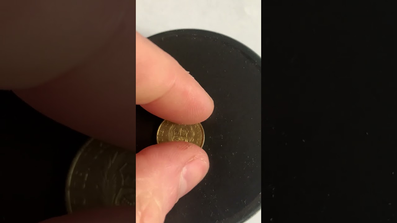 How long does a Peru 1 centimo coin spin? Перу 1 сентимо #coin #numismatics #collection #peru