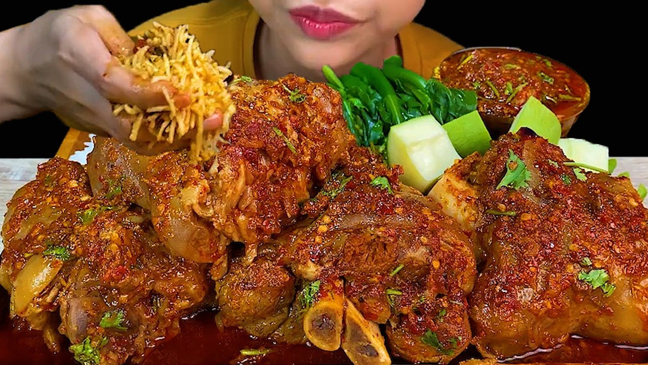 SPICY PORK LEG CURRY WHITE RICE * MUKBANG SOUNDS *