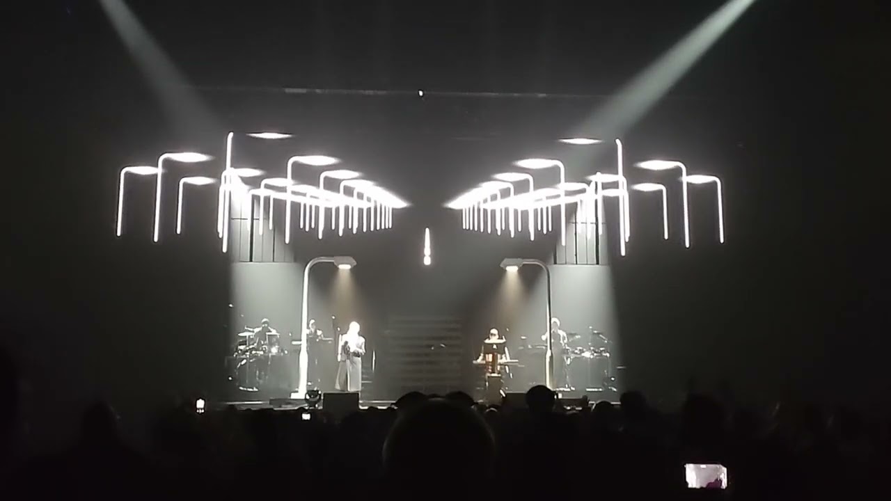 PET SHOP BOYS ″DREAMWORLD″ 9 Jan 2026 @ Kobe World Memorial Hall