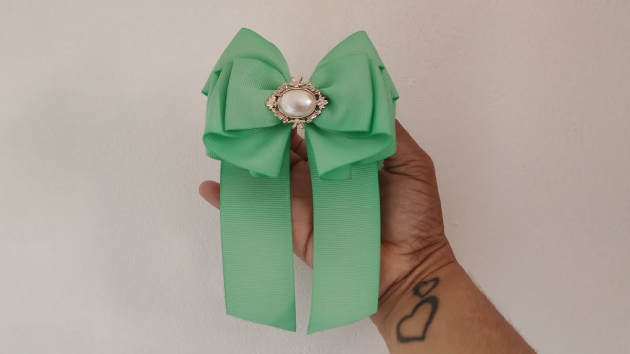 HERMOSO MOÑO CON LISTÓN DE 4CM DE ANCHO 🎀🎀🎀