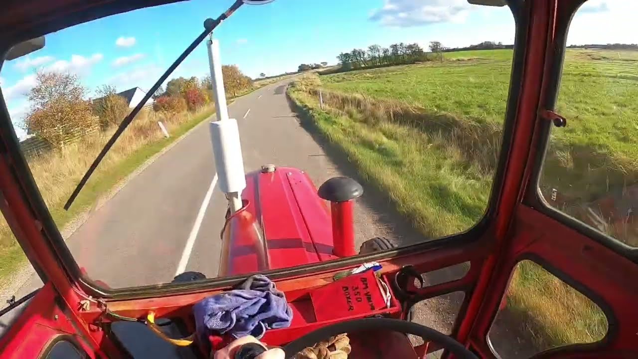 BM•VOLVO 350 Boxer on The Road