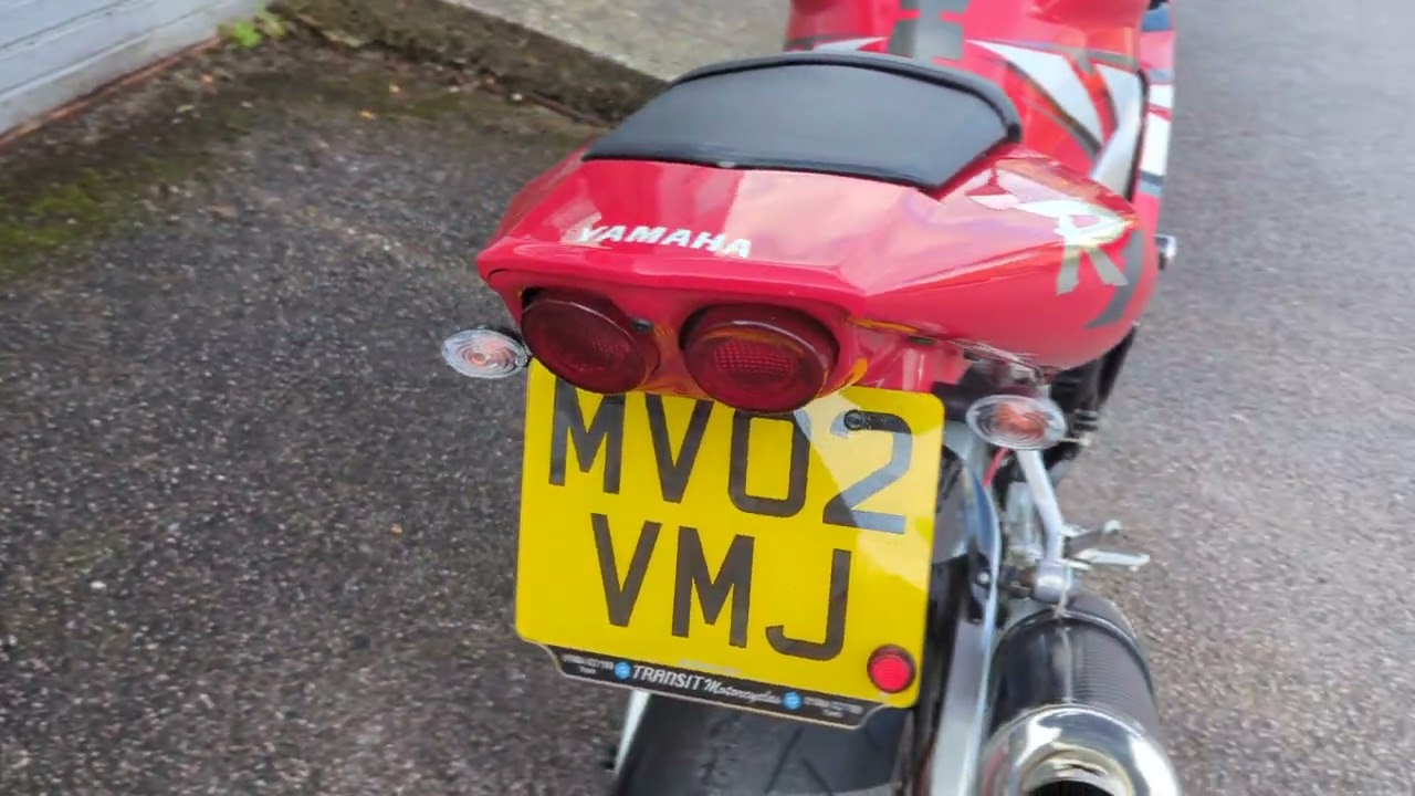 YZF R1