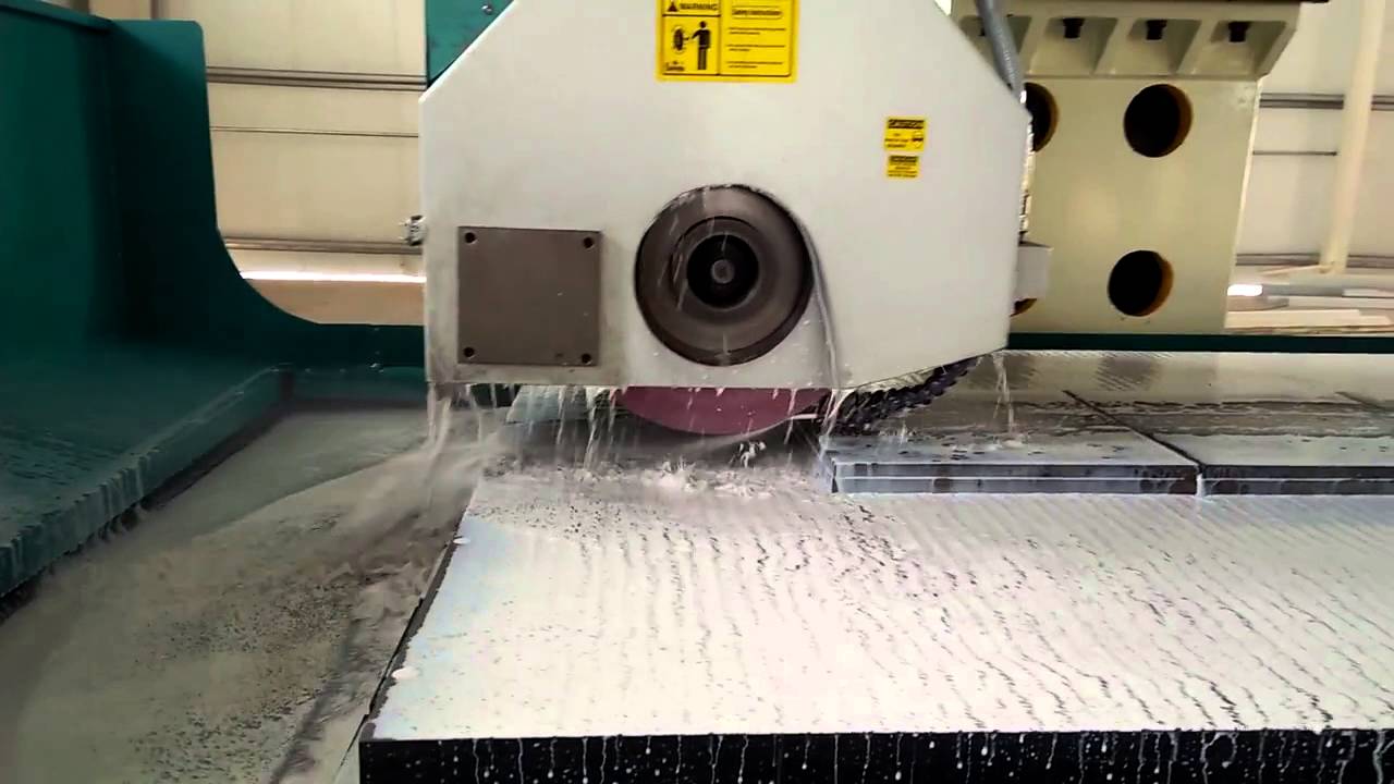 Double Column Cnc Surface Grinder Machine by Prayosha , Ahmedabad