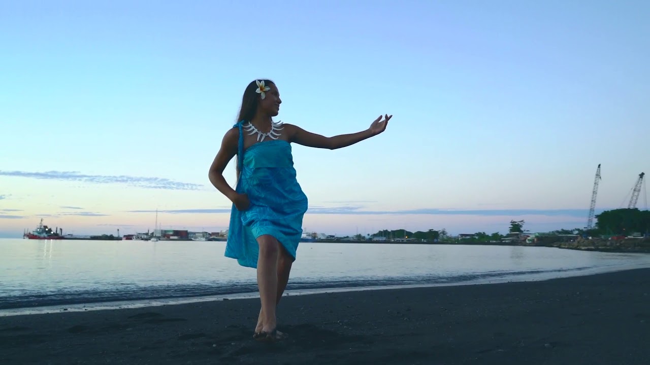 Siva Samoa (Dance) : Manu o le vaveao