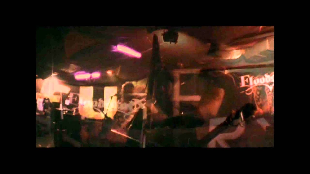 Floodstain - Some kind of fistro (making off)