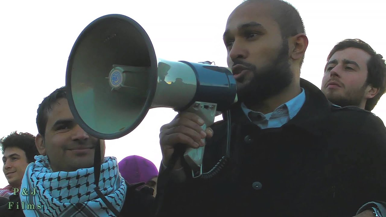 Glasgow man relates experiences of bombs in Gaza at Scots Rally