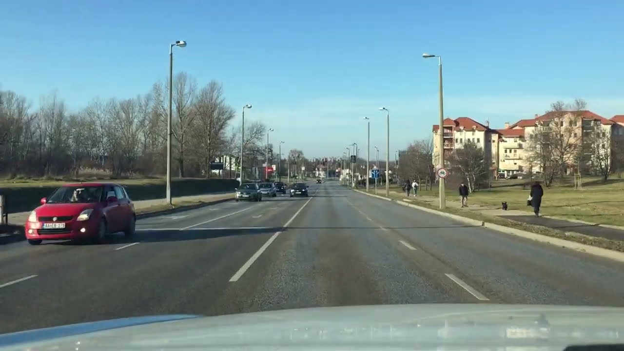 Driving in Hungary - Tatab&aacute;nya tour northbound