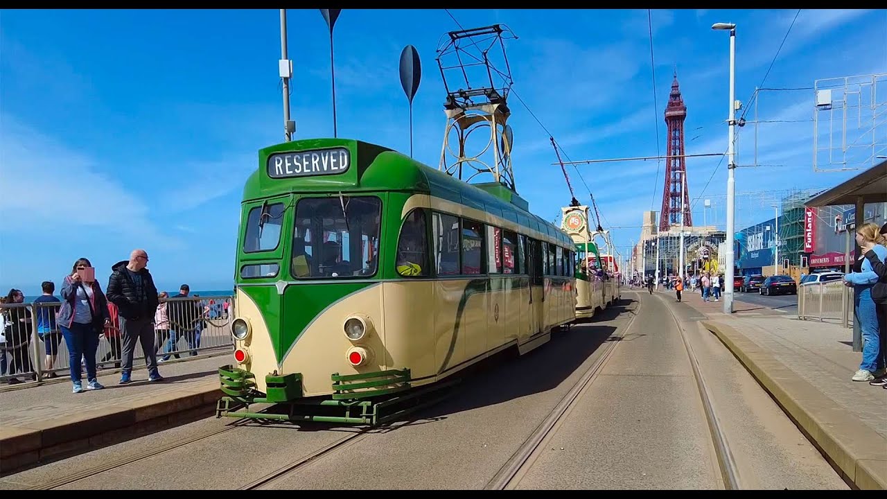 Blackpool Coronation Heritage Tram Parade 🤴🚃🚋🚃