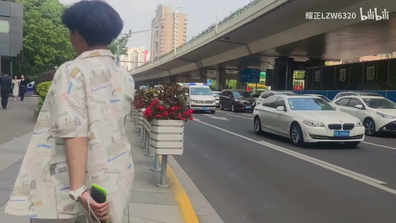 [China] Shanghai ambulance! [Collection]