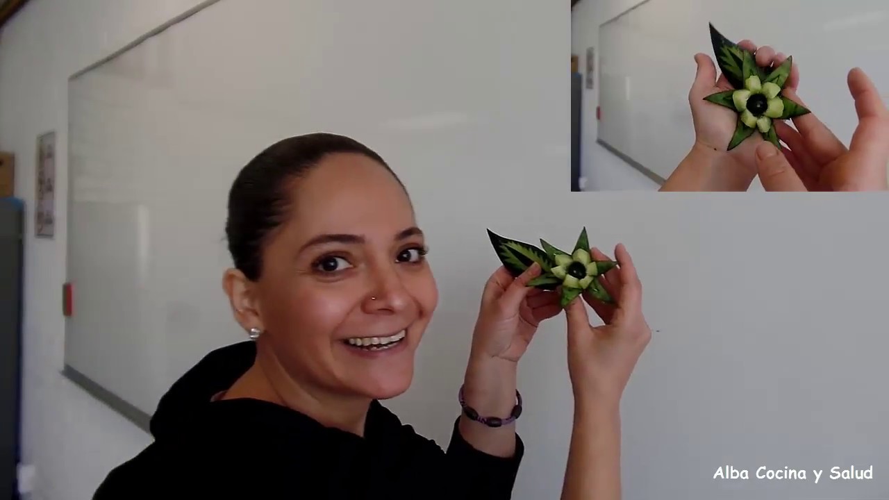 Como Tallar una Flor  y una Hoja en un Pepino |Arte Mukimono🥒