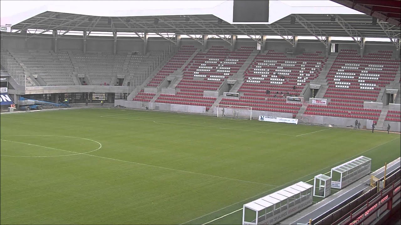 Regenboogstadion 2014 - tribune D en CD (full)