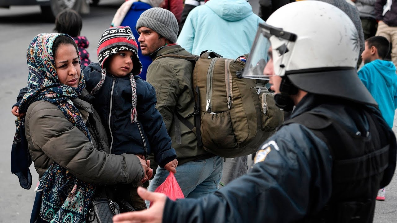 Greek police keep up pushback at Turkish border