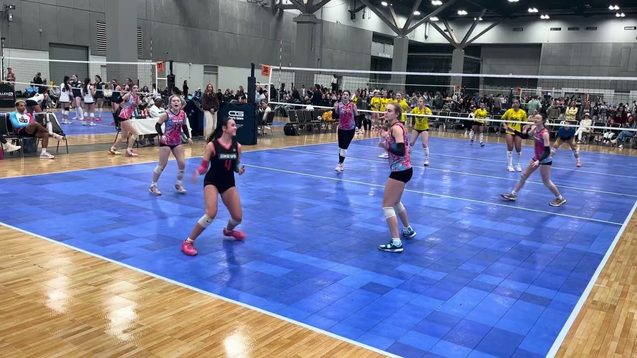 SKEVA 15 Blue vs Rhythm 15 Liz at 26 MEQ St. Louis 