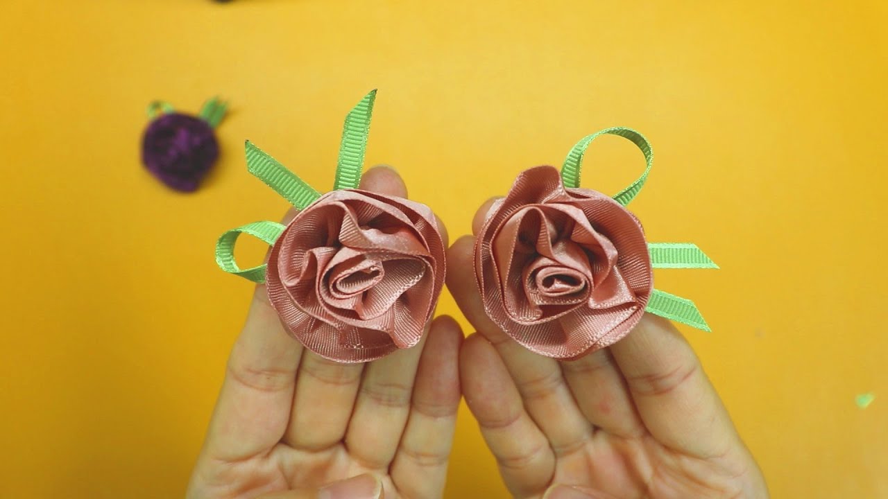 Как сделать ленточную розу одним шитьем/ DIY Easy Flower Making - Hand Flowers Design