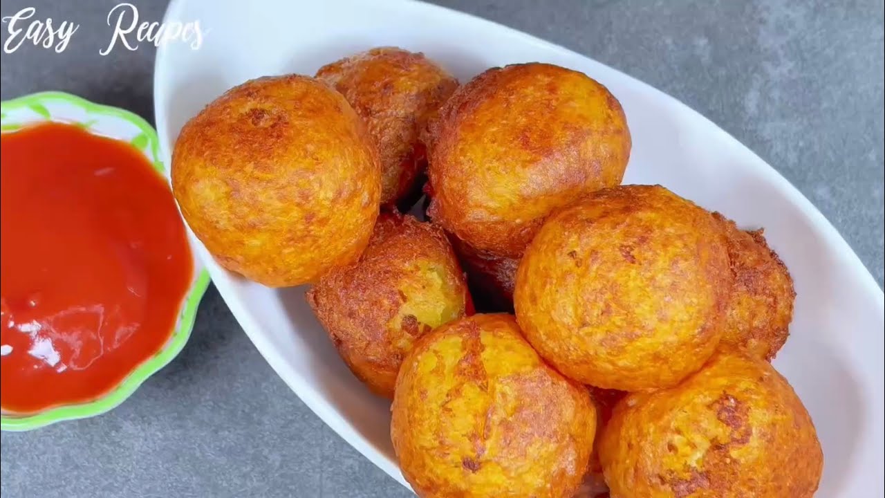 Chilean crispy potato balls. Easy Recipes 