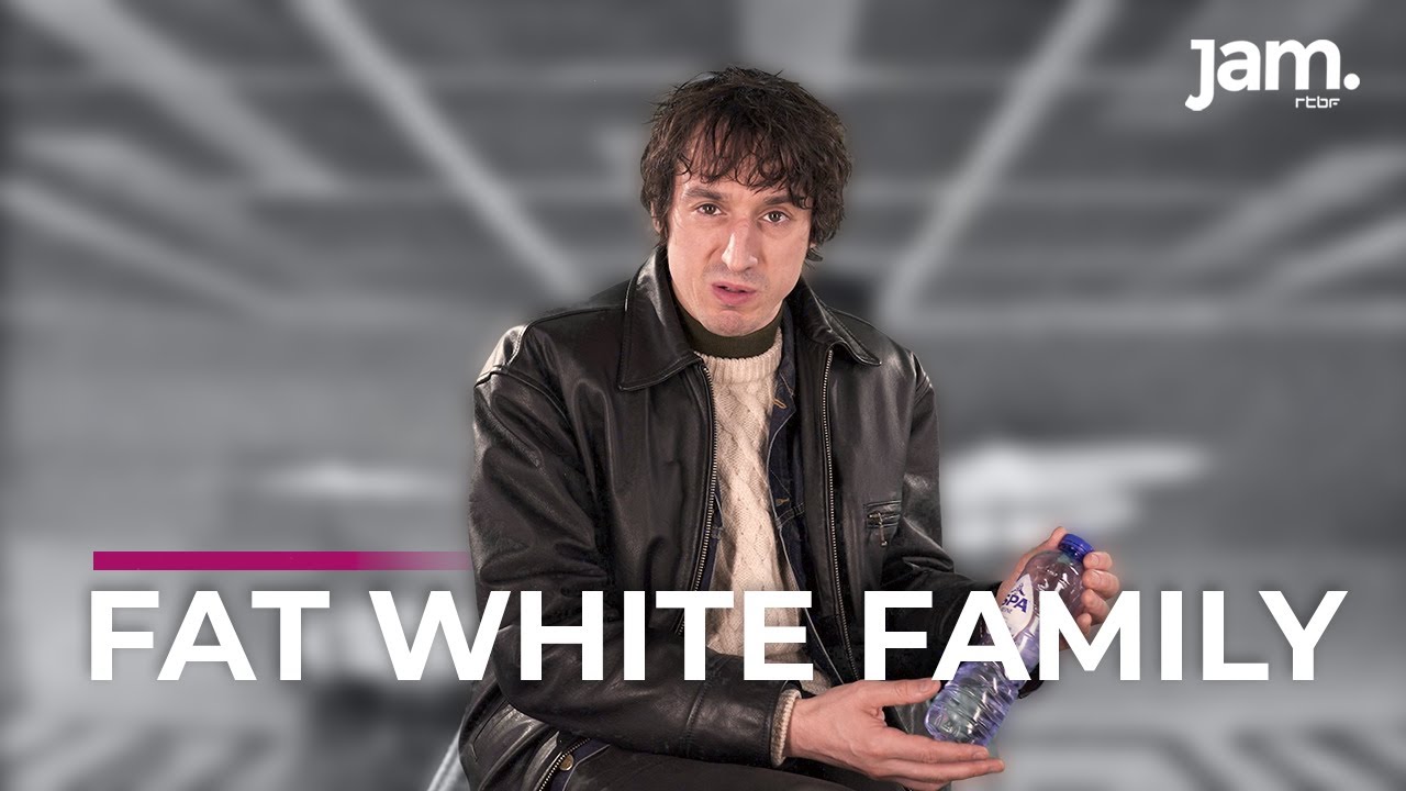FAT WHITE FAMILY : Lias Saoudi nous parle de ses ESSENTIELS pour la sortie de 