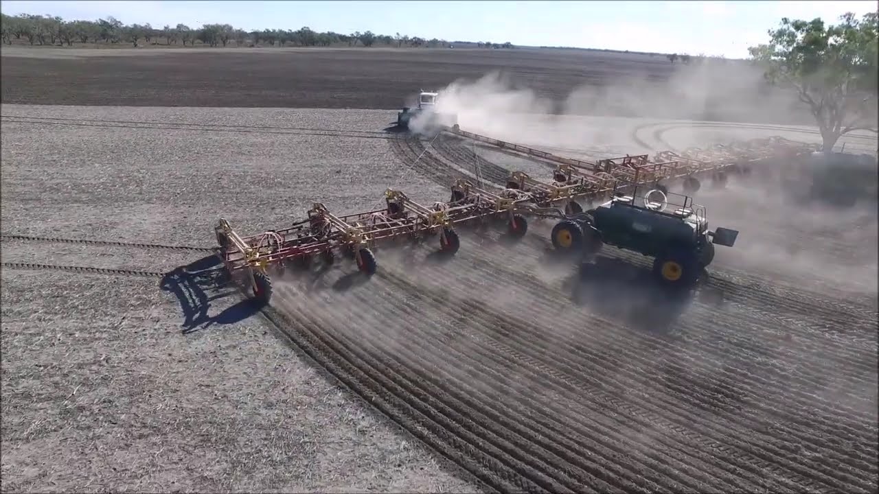 Extended video Zells Planter 2016 - Largest Air seeder