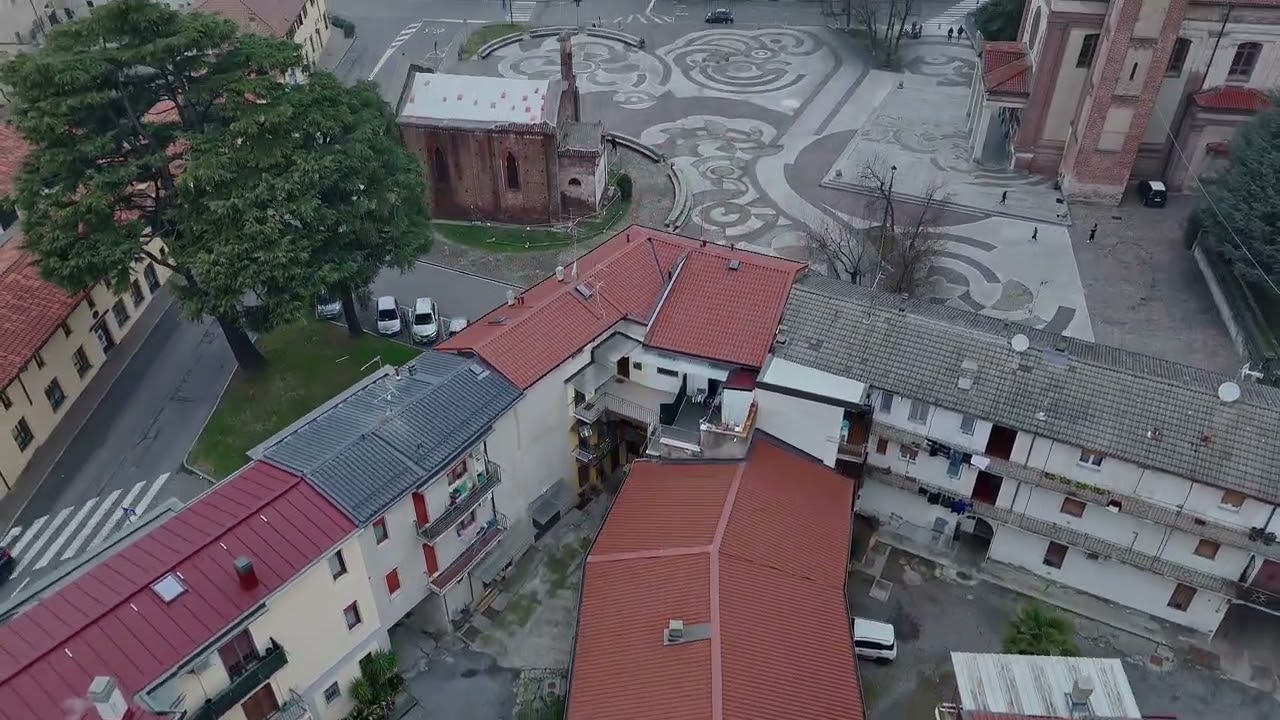 LA CORTE DEI SANTI - Cislago