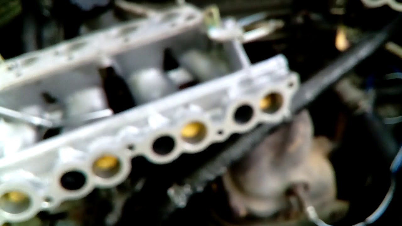 Снятия впускного коллектора 3S-FSE D-4 тойота Надия