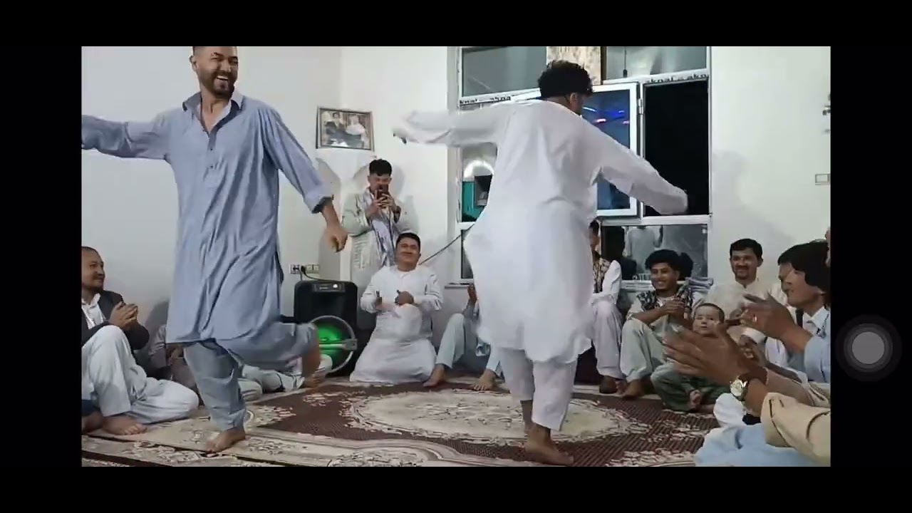 رقص و پایکوبی هزارگی  