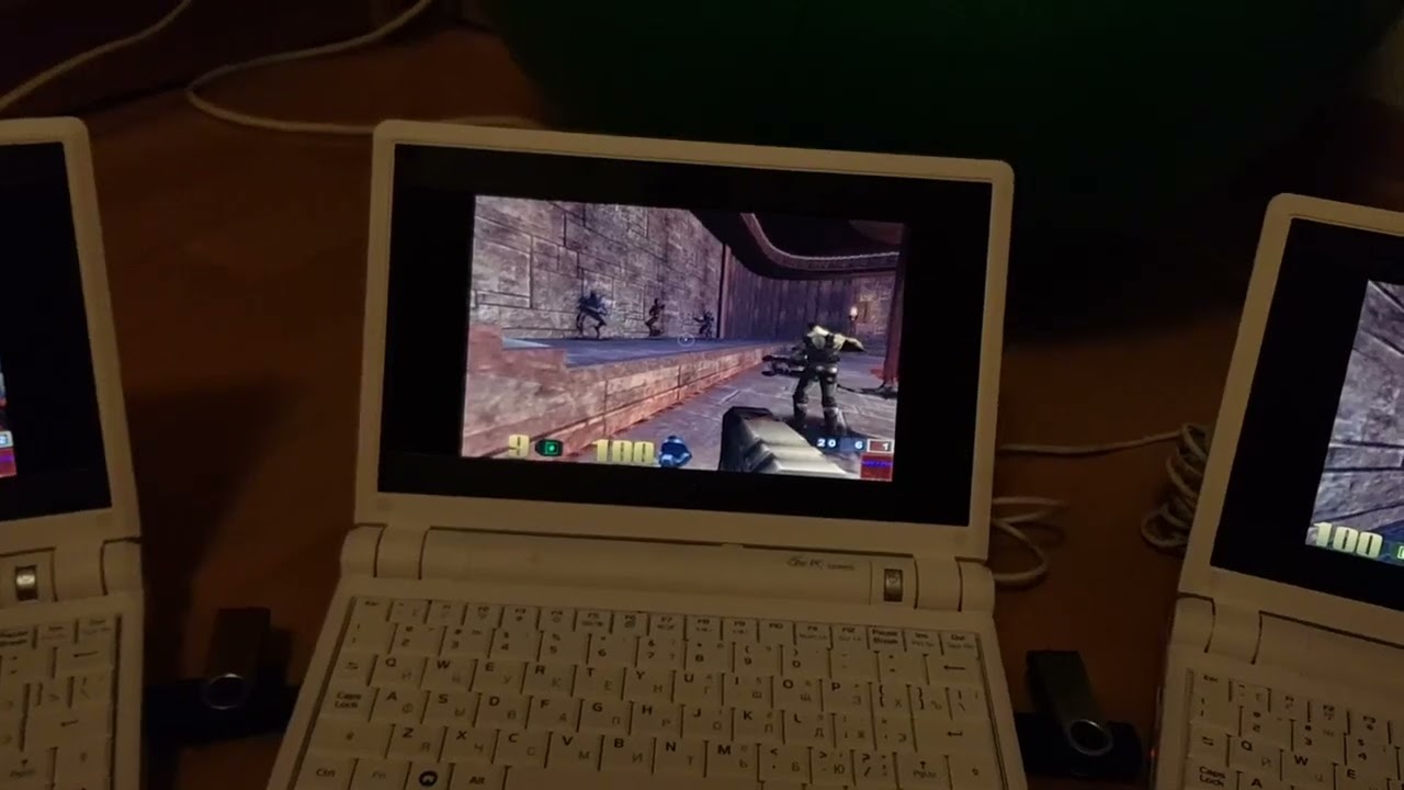 Retro Gaming NETBOOK TEST Quake3 lanparty