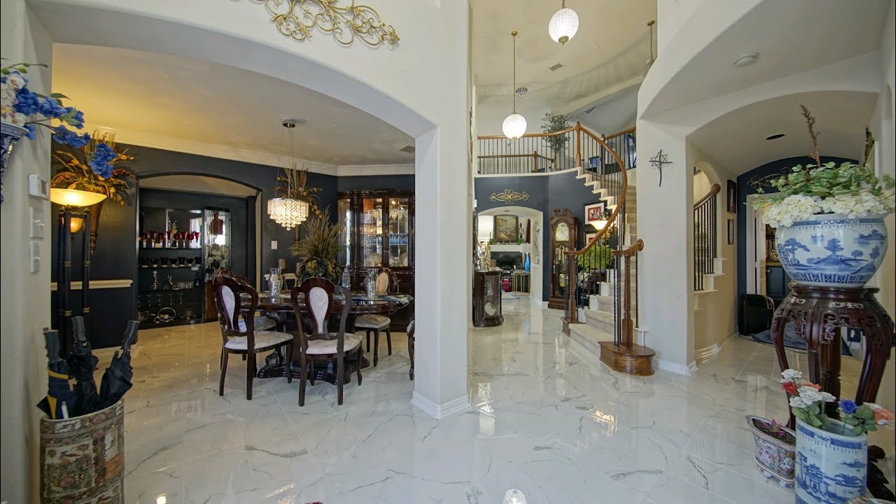 Palmer Dr Grand Lantana