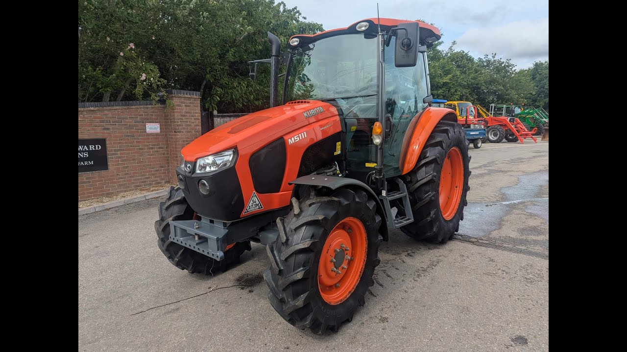 KUBOTA M5111 TRACTOR WALKAROUND