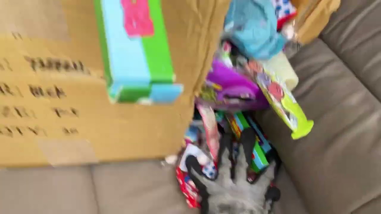 Dumpster Diving- Pets Mart Breaks My Heart Again!