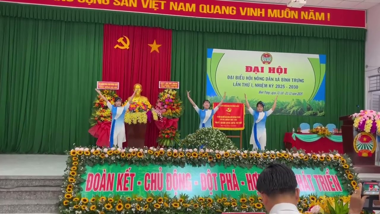 Múa bài ca xây dựng nông thôn mới - MN DƯỠNG ĐIỀM 