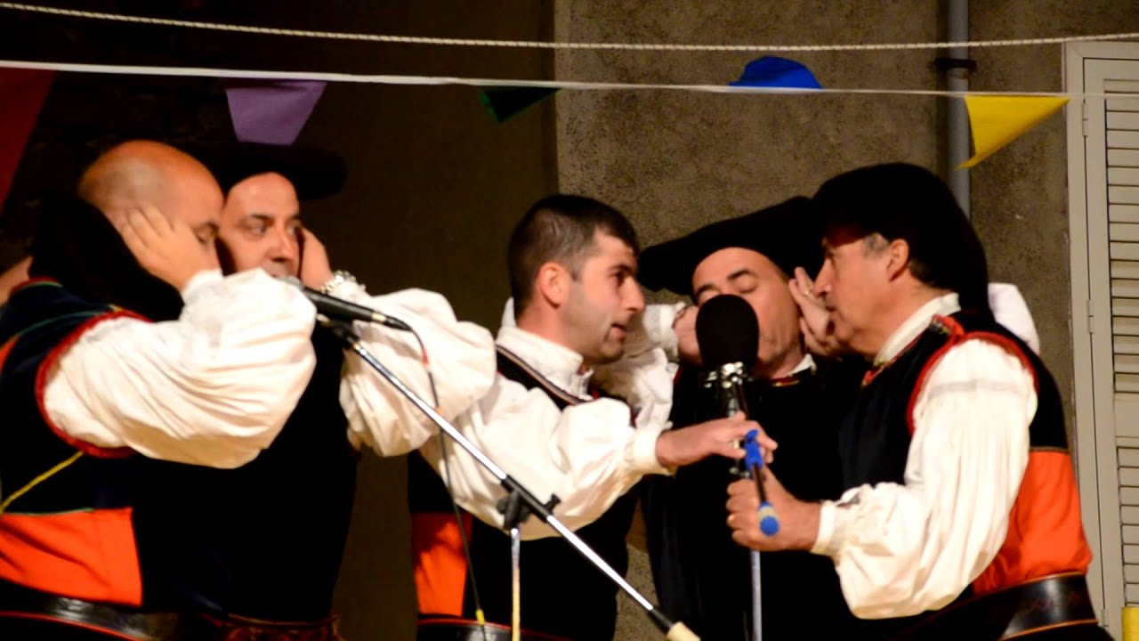 Tenore Orune S'Arborinu Ballu Seriu a boche leada 2013