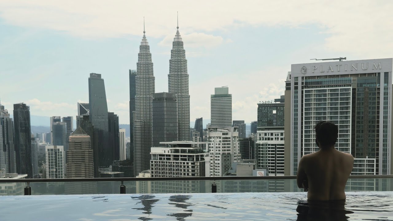 The Luxe Infinitum by Elite Home KLCC — Luxury Apartment - KL Views & Perfect Location