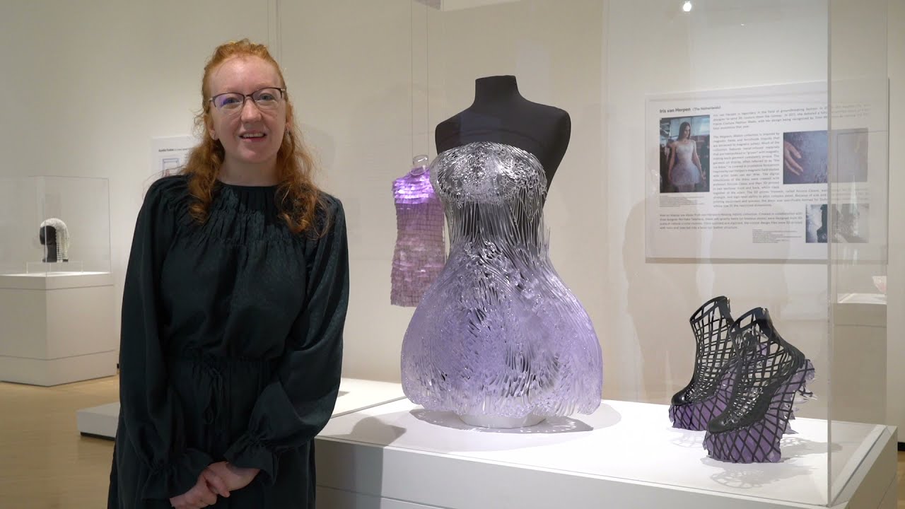Tech-Couture: Iris van Herpen dress and heels