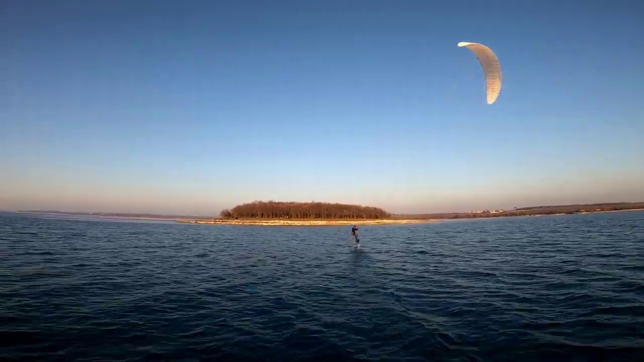 SUPER light wind KITE FOILING!