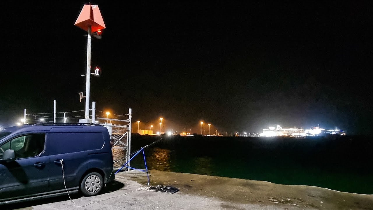48hr Fishing Challenge | EP3 | Congers from the car in Holyhead