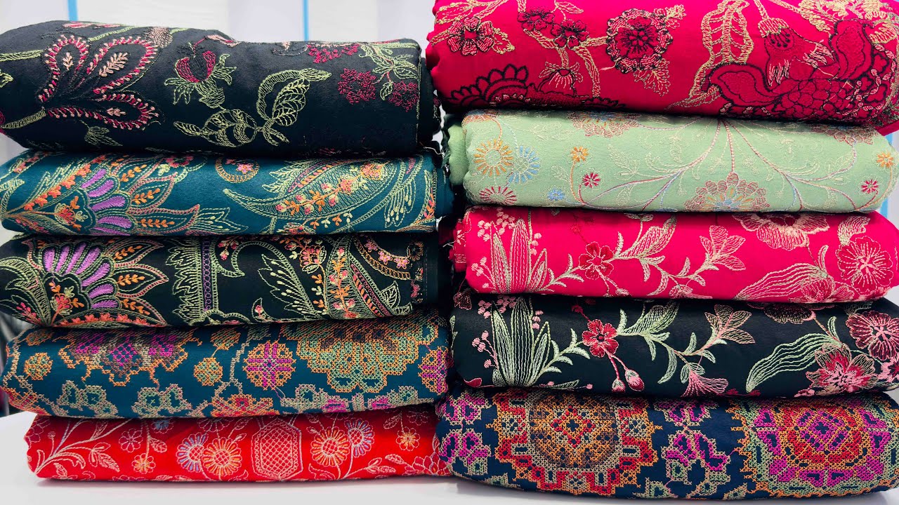 Sale🔥 Sale🔥 Sale🔥 On Bareeze Karandi 3pc Suits 💖
