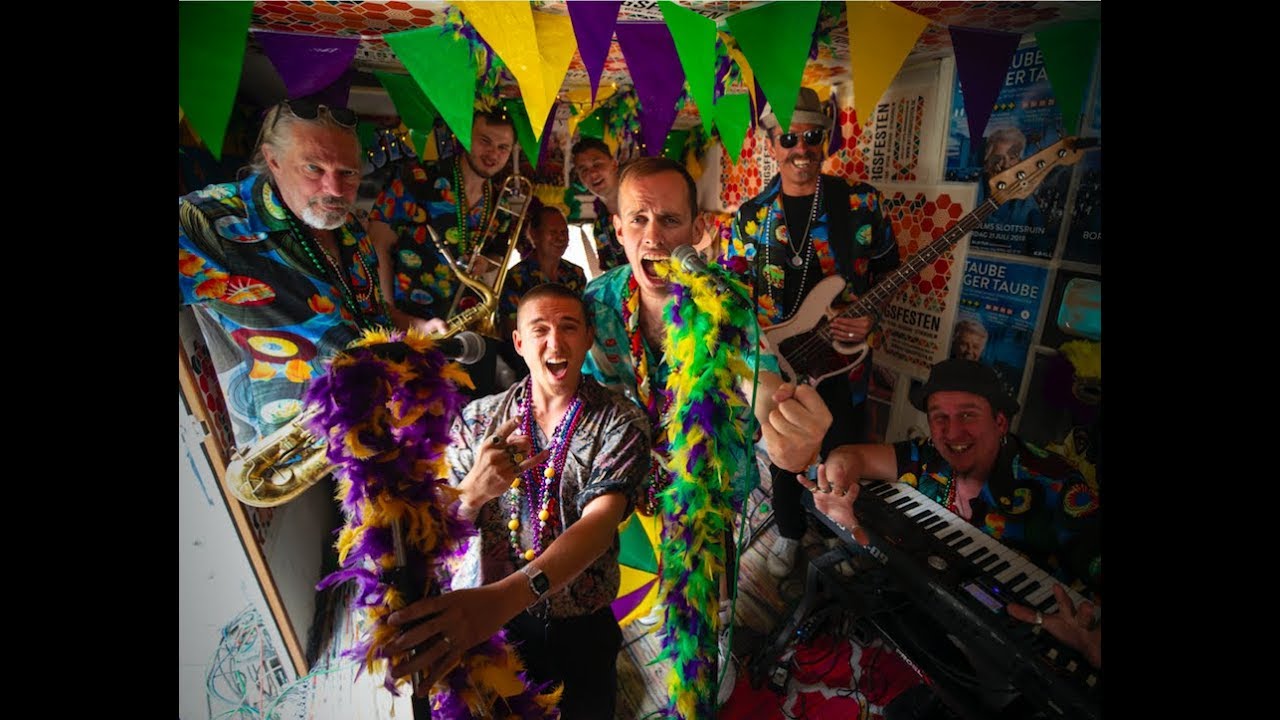 Carnival Caravan - Danny Saucedo - Dör För Dig
