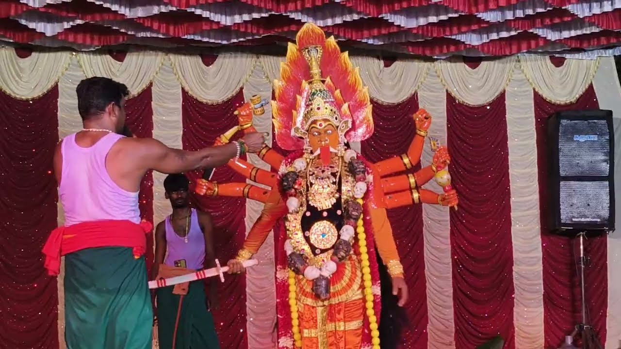 மயானகாளி ஆங்கார காளியாக வந்த அங்காளி ஓங்காரமாய் ஆடும் காட்சி 😱😱 பம்பைசெந்தில் பூசாரிப்பாட்டு