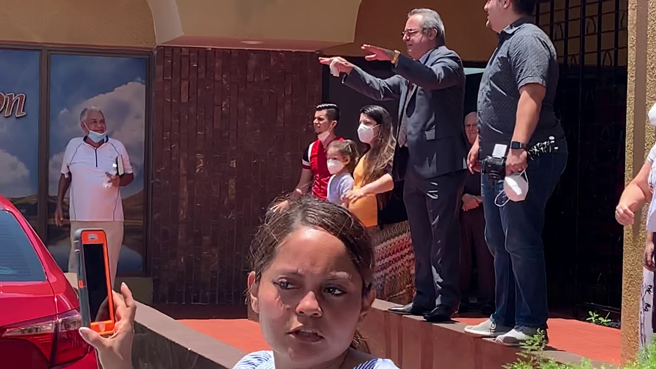 La iglesia Monte de Sion Miami da sorpresa a sus amados Pastores