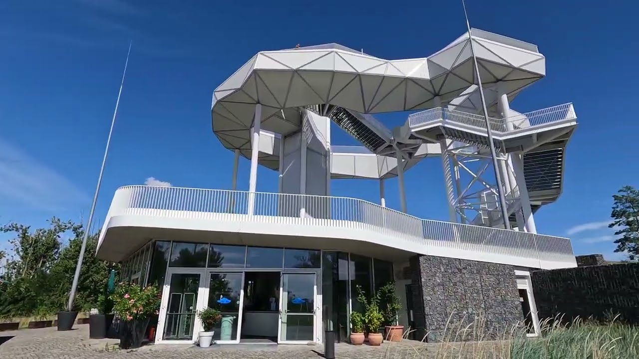 Walking Tour Berlin 4K Spaziergang und Fahrt mit Berlins einzigartiger Kabinenbahn in Marzahn