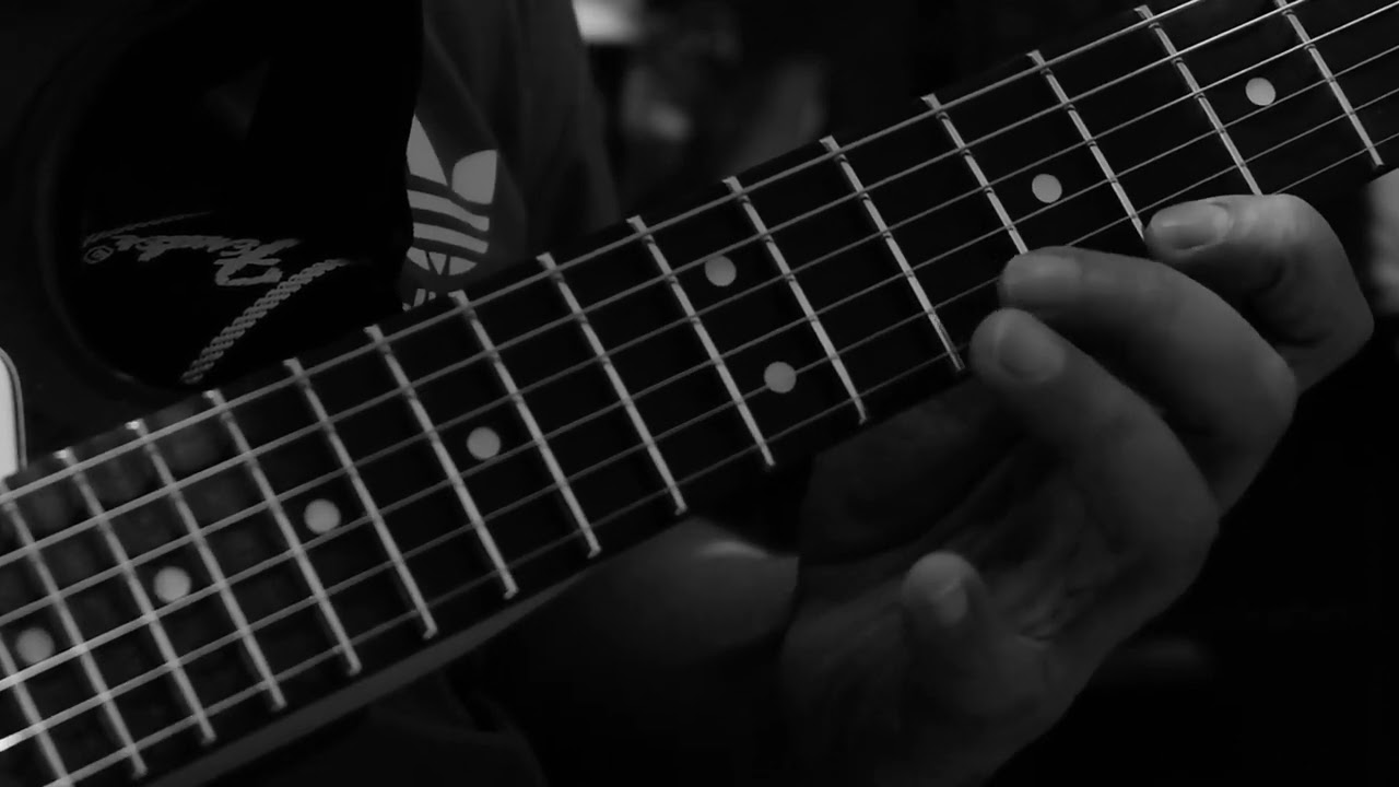 Guitar Lesson 8 - E Phrydian Lick na Mabalasik