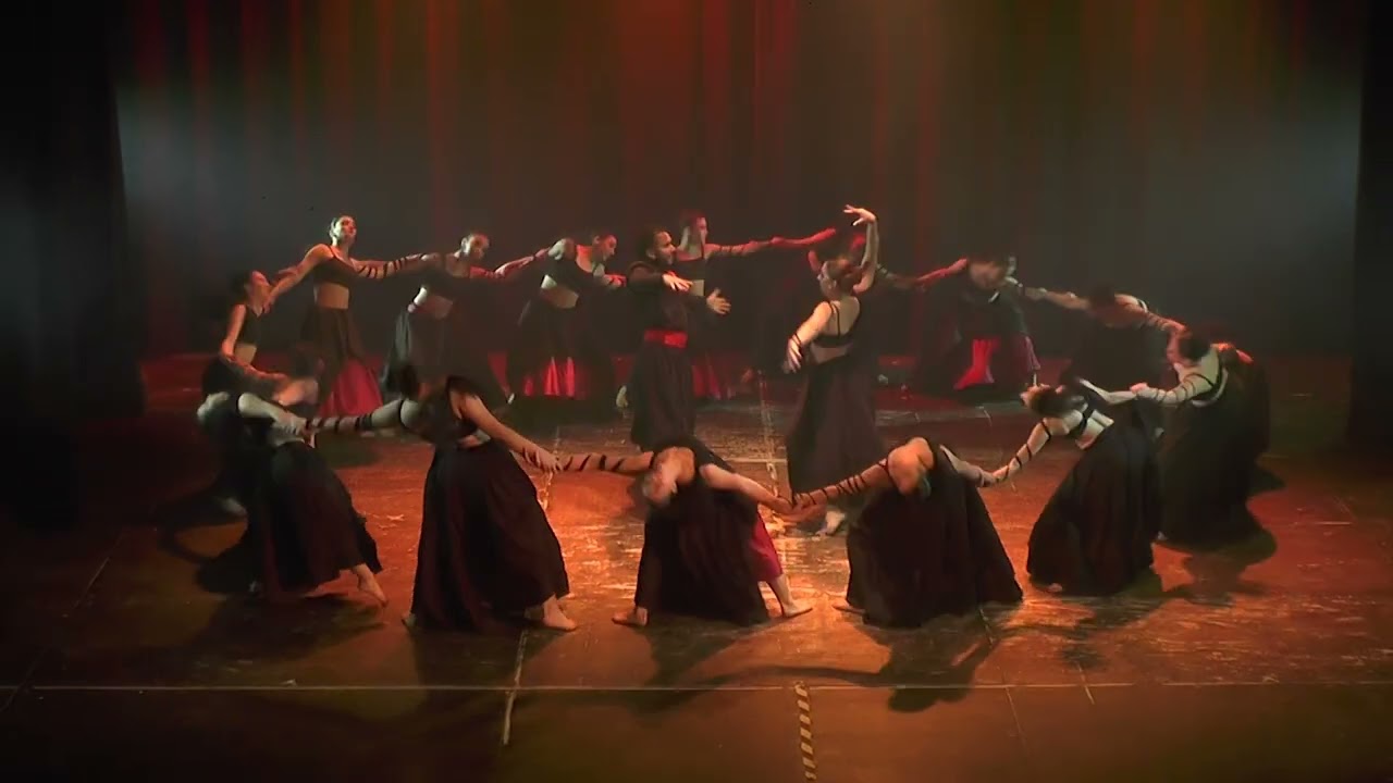 BALLET FERRAZZANO   El cuervo y la bruja
