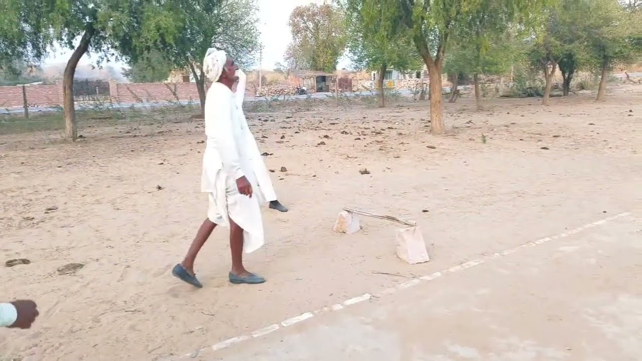 बालाजी मंदिर मोड़ायत में होली पे गेम