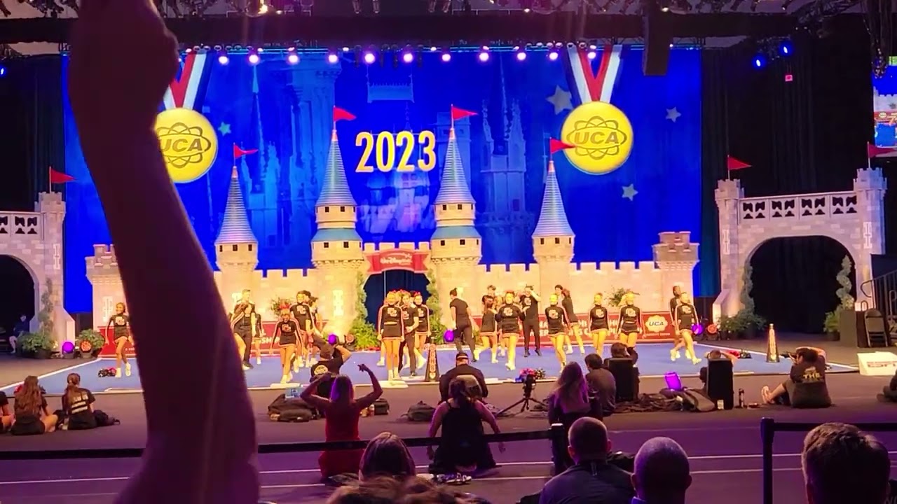 Stewart's Creek JV Finals performance 2023 Cheer Nationals.