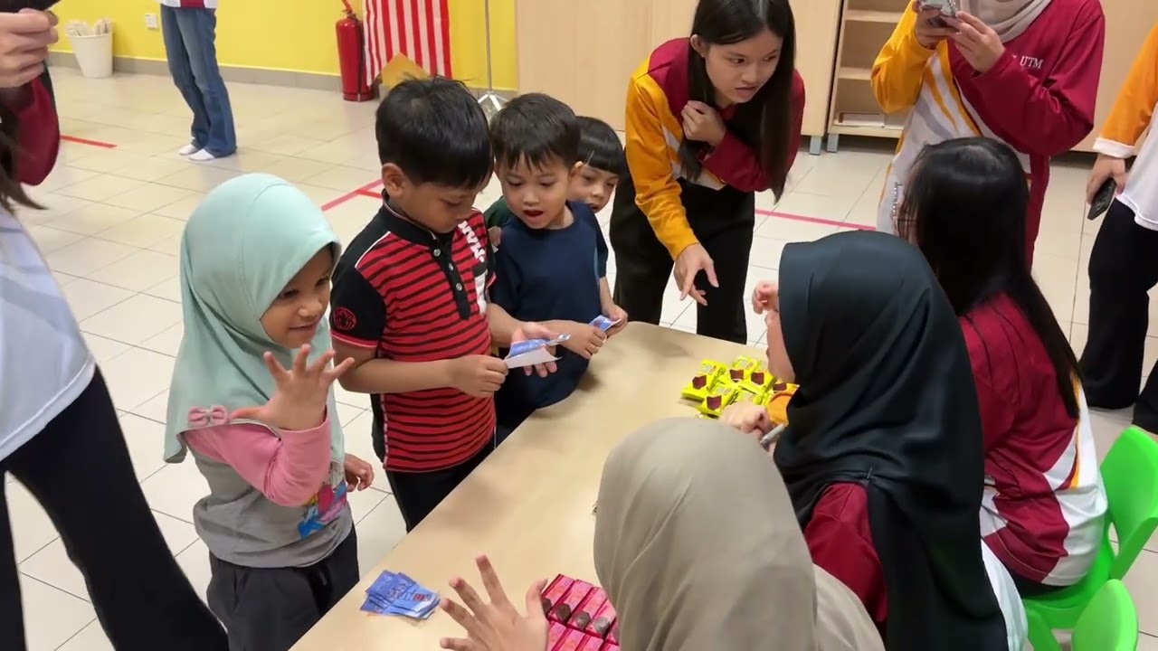 Money Mania : Little Tycoons programme. Montage video by group 7 at Brainy Bunch, Skudai