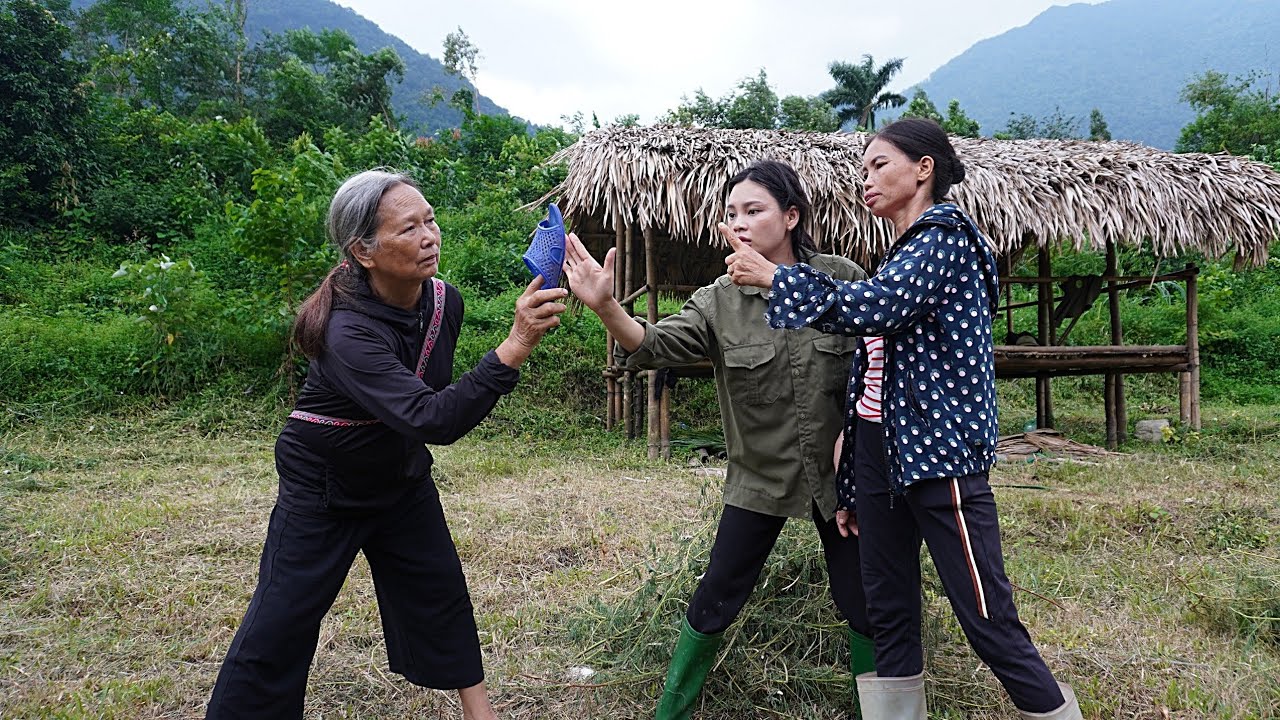 Отчим выгнал дочь из дома, жестокая свекровь угрожает немой невесте
