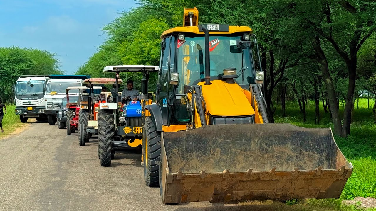 Jcb 3dx loading Mud in TATA Tippers Tractors Swaraj 855 Fe New Holland 3630 Tractor Jcb Thar Truck