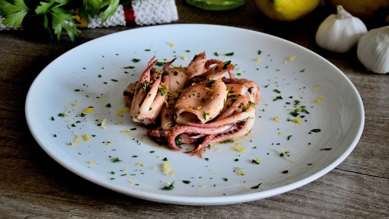 Totani in padella [RICETTA] di mare estiva veloce da fare in 20 minuti