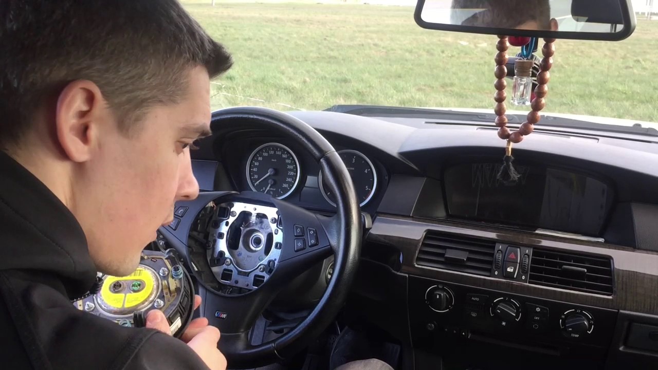 BMW E60 Руль.Небольшое кидалово)