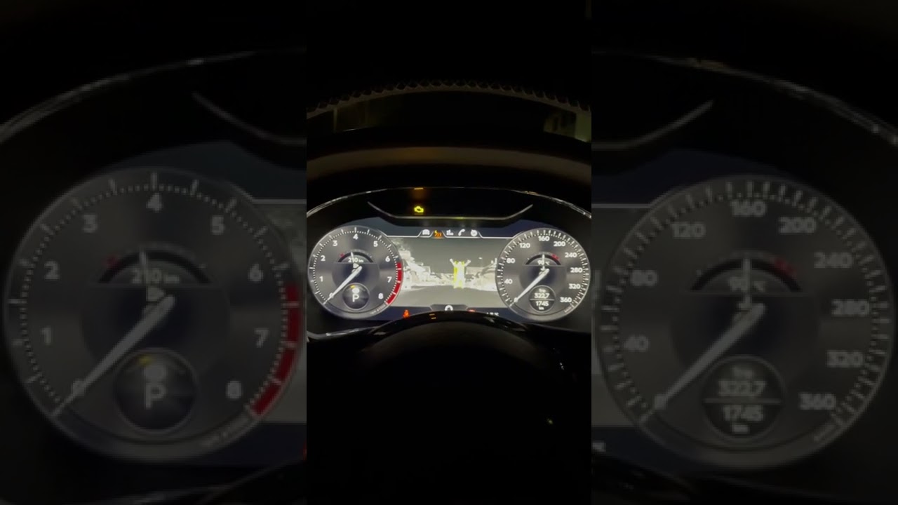 How cool is the night cam of the Bentley? 🕺#shorts